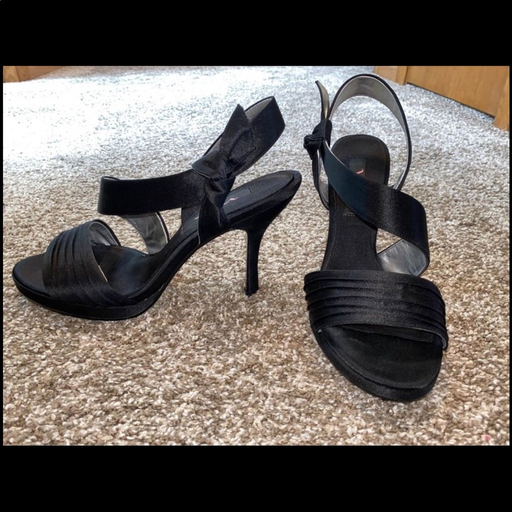 Nina dress heels size 8.5